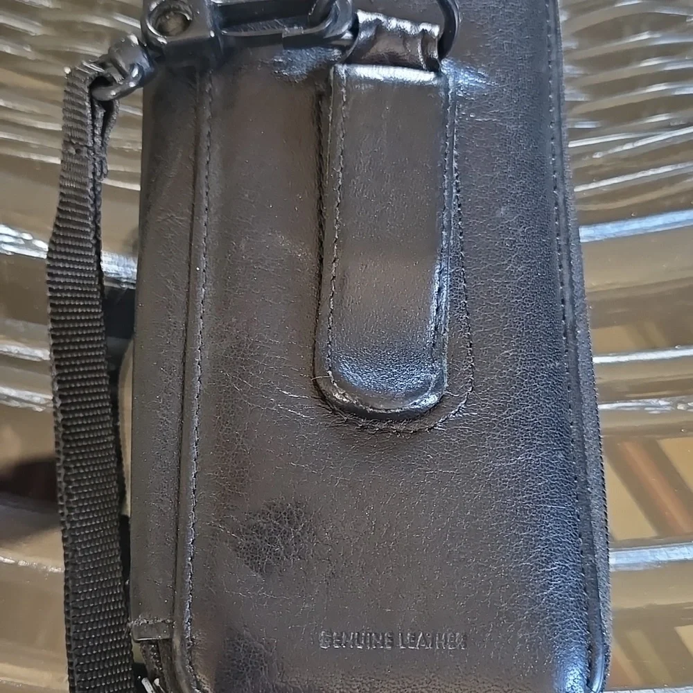 Wilson Black Leather Holster Clip Durable Smartphone Accessory Wallet